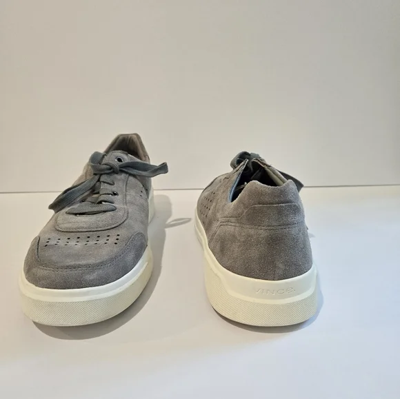 VINCE BRADY SUEDE SNEAKERS 8.5